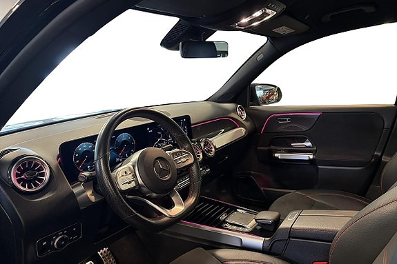 Mercedes-Benz GLB250+ 10 of 21