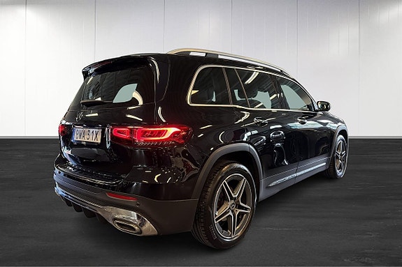Mercedes-Benz GLB250+ 7 of 21