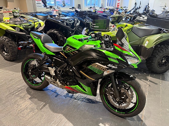 Kawasaki 650 NINJA