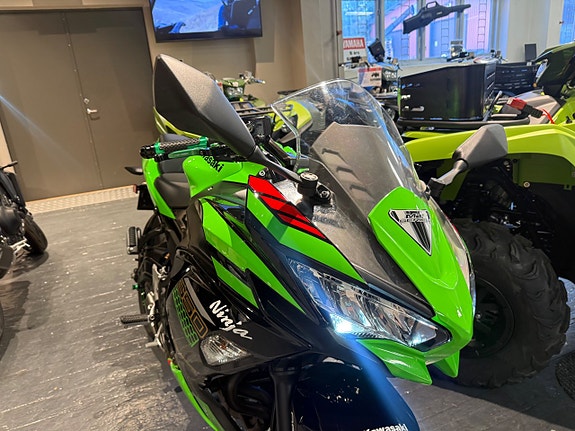 Kawasaki 650 NINJA 2 of 10