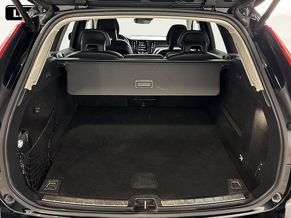 Volvo XC60 12 of 18