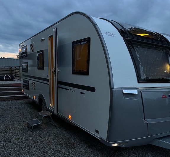 Adria Adora 593 UK 2 of 12