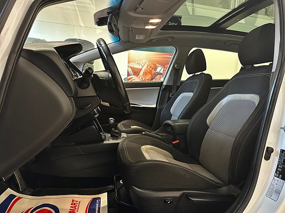 Kia Ceed 10 of 24