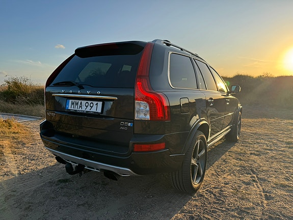 Volvo XC90 6 of 17