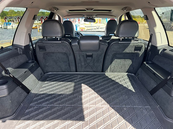 Volvo XC90 17 of 17
