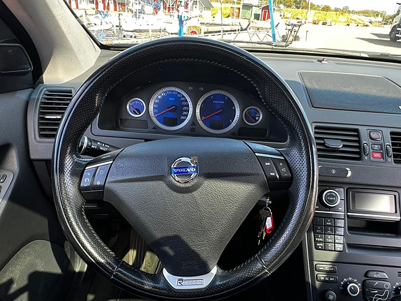 Volvo XC90 14 of 17
