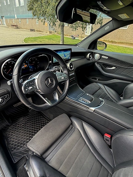 Mercedes-Benz 220 D 14 of 19