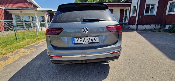 Volkswagen Tiguan Allspace 3 of 8