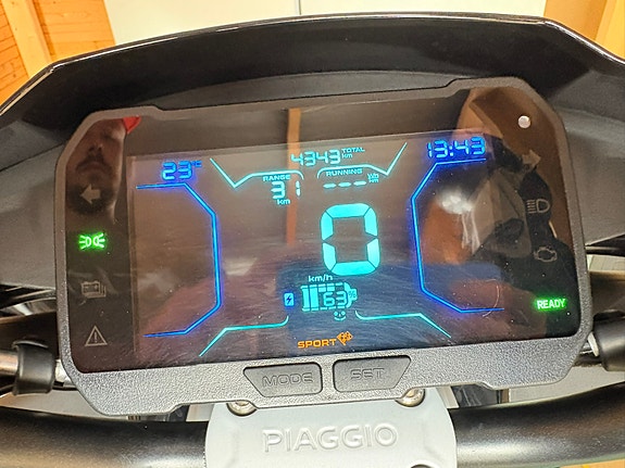 Piaggio 1 Active ( A1 körkort ) 6 of 6
