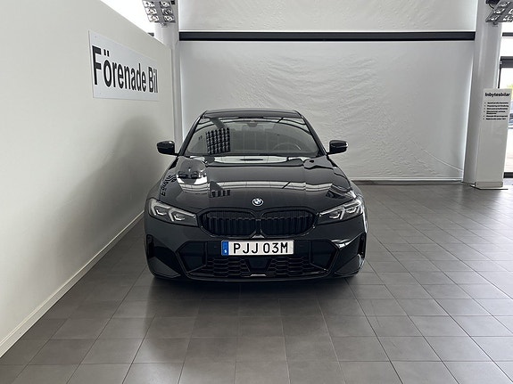 BMW 330e 2 of 14