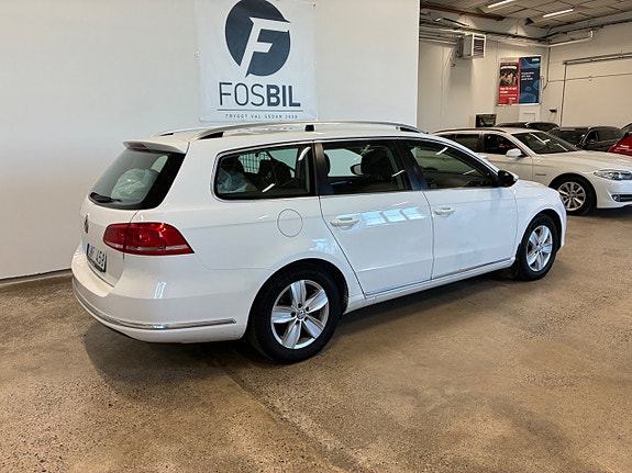 Volkswagen Passat 4 of 18