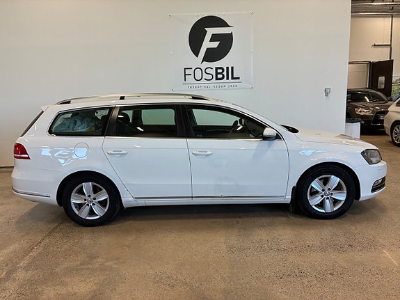 Volkswagen Passat 3 of 18