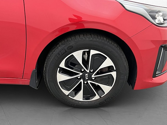 Kia Ceed 29 of 29