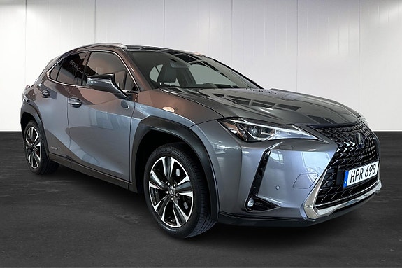 Lexus UX250h 3 of 13