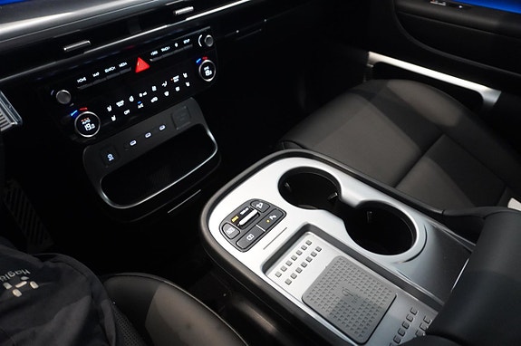 Hyundai Ioniq 9 9 of 11