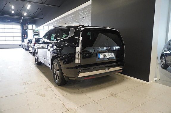 Hyundai Ioniq 9 5 of 21