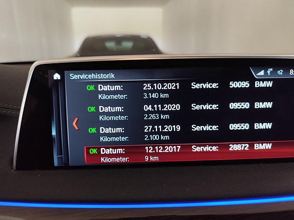 BMW 750Li 23 of 26