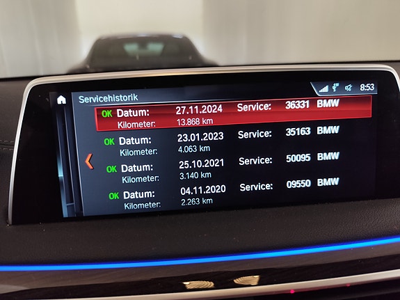 BMW 750Li 24 of 26