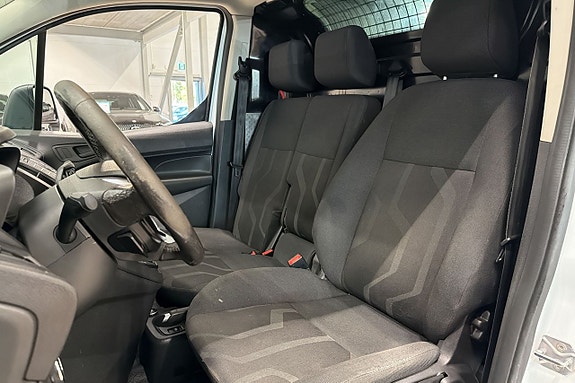 Ford Transit Connect 14 of 18