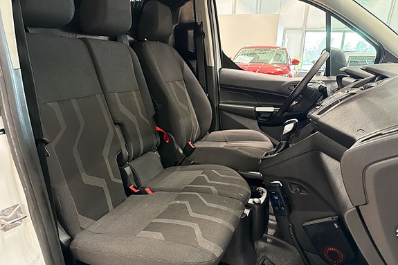 Ford Transit Connect 15 of 18