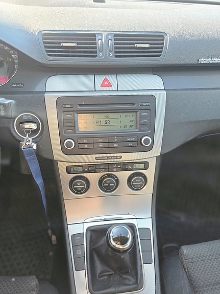 Volkswagen Passat 18 of 18