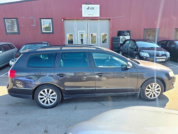 Volkswagen Passat 7 of 18