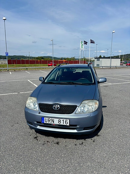 Toyota Corolla 3 of 10
