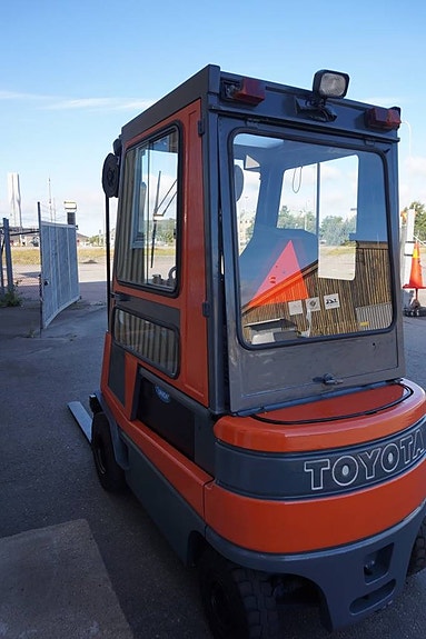 Toyota Gaffeltruck   3,7 m / 1,8 ton 5 of 8