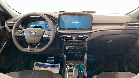 Ford Kuga 4 of 9