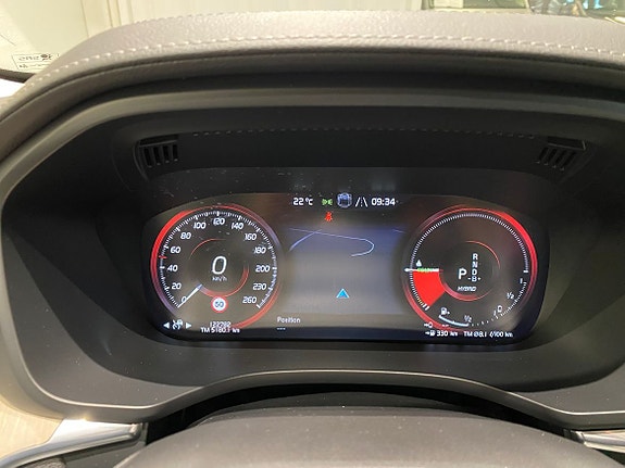 Volvo XC60 10 of 15
