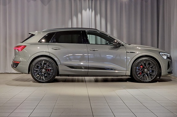 Audi Q8 4 of 23