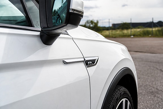 Volkswagen Tiguan 4 of 8
