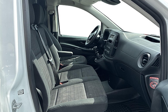 Mercedes-Benz Vito 111 14 of 20