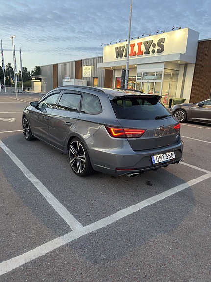 Seat Leon 5 of 17