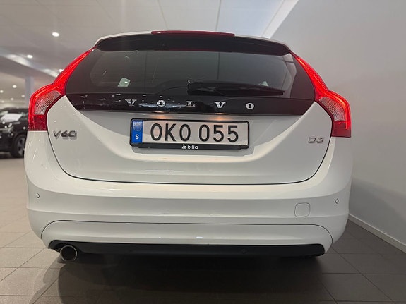 Volvo V60 5 of 11