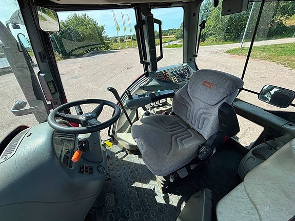 Valtra T 151 E HT 10 of 16