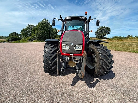 Valtra T 151 E HT 9 of 16