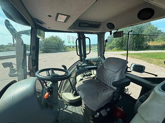 Valtra T 151 E HT 15 of 16