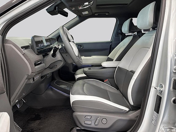 Kia EV3 9 of 30