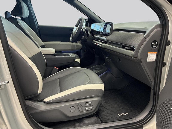 Kia EV3 11 of 30