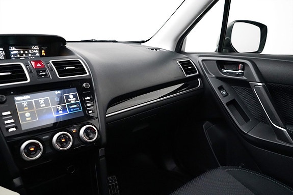 Subaru Forester 12 of 26