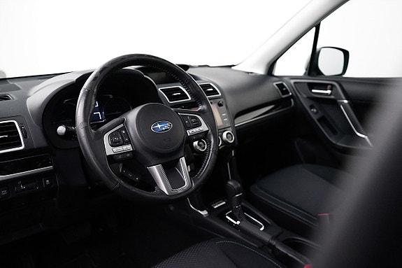Subaru Forester 5 of 26