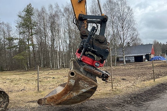 Hyundai Robex 260 LC-9 A 11 of 24