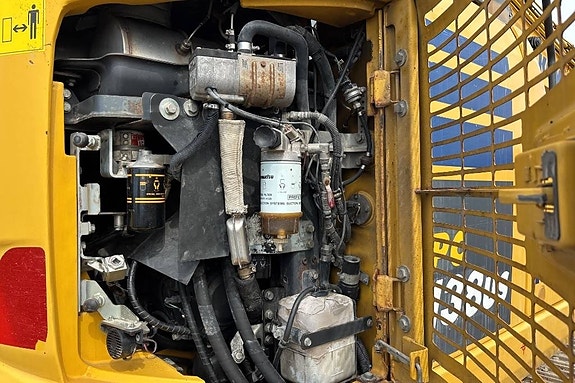 Komatsu PC 138 US-11 24 of 24