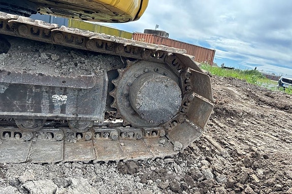 Komatsu PC 138 US-11 10 of 24