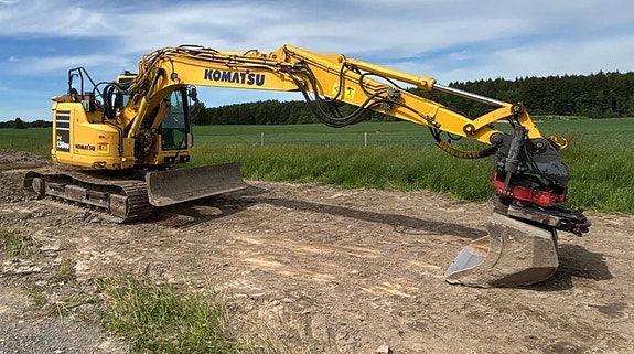 Komatsu PC 138 US-11 3 of 24