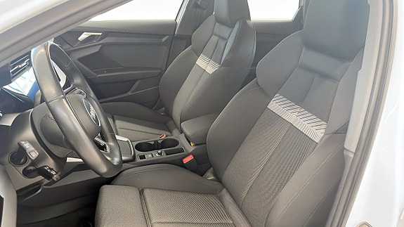 Audi A3 8 of 13