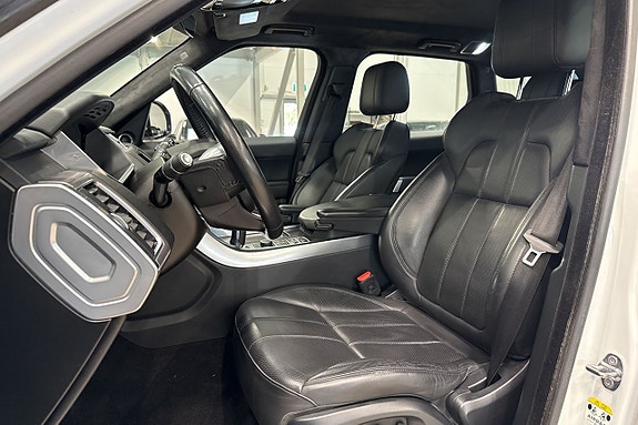 Land Rover Range Rover Sport 19 of 26