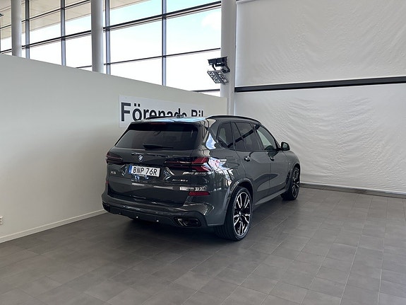 BMW X5 15 of 17