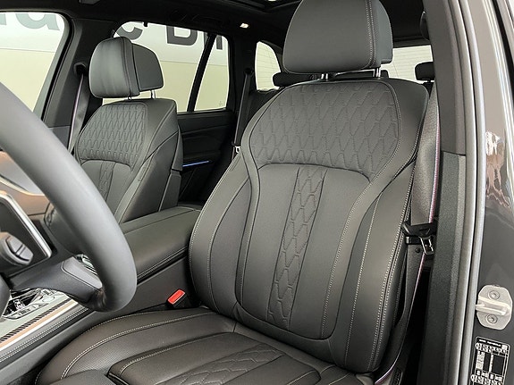 BMW X5 7 of 17